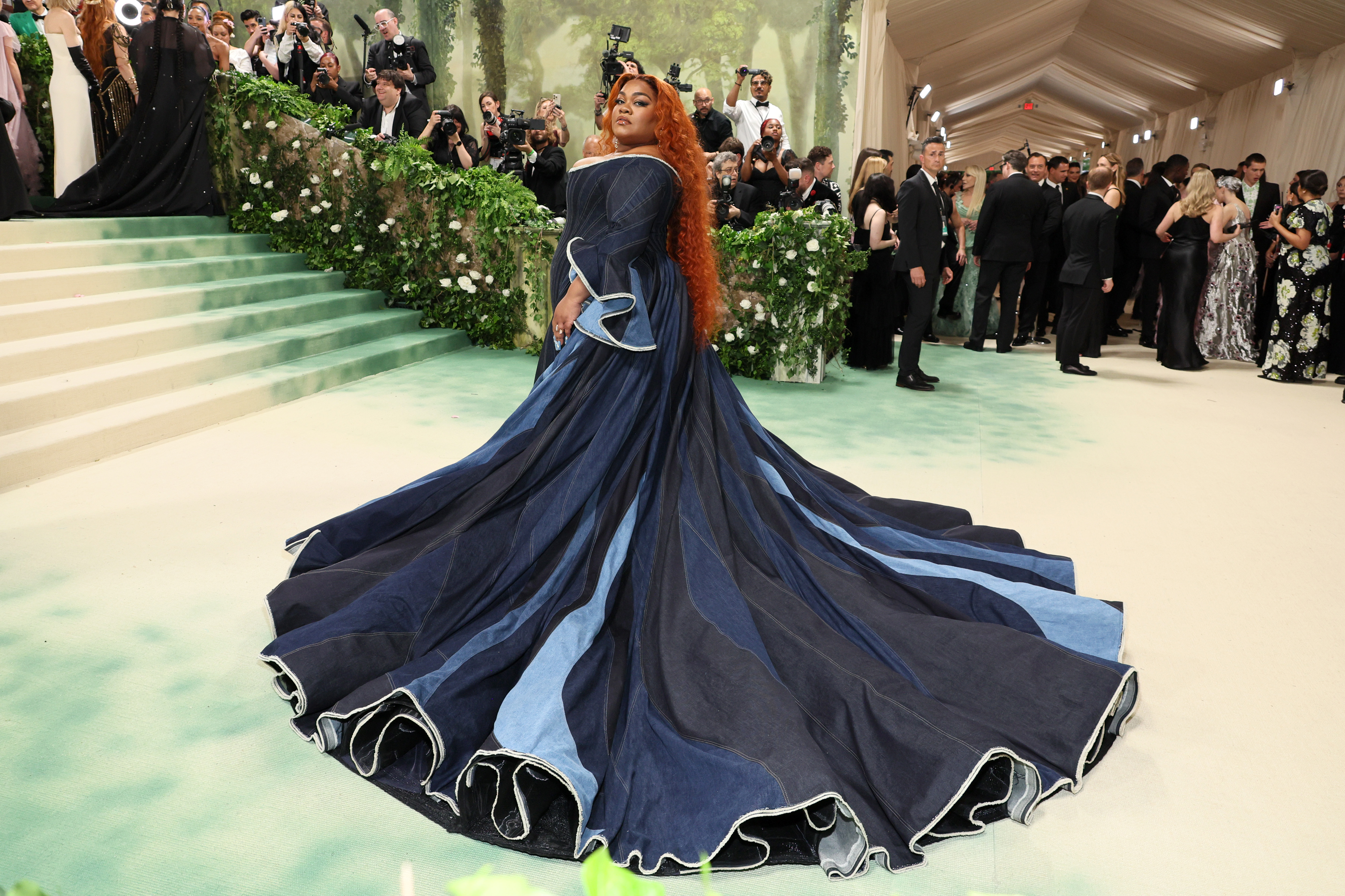 Gap Inc. Creative Director Zac Posen Unveils Custom Gap Gown For