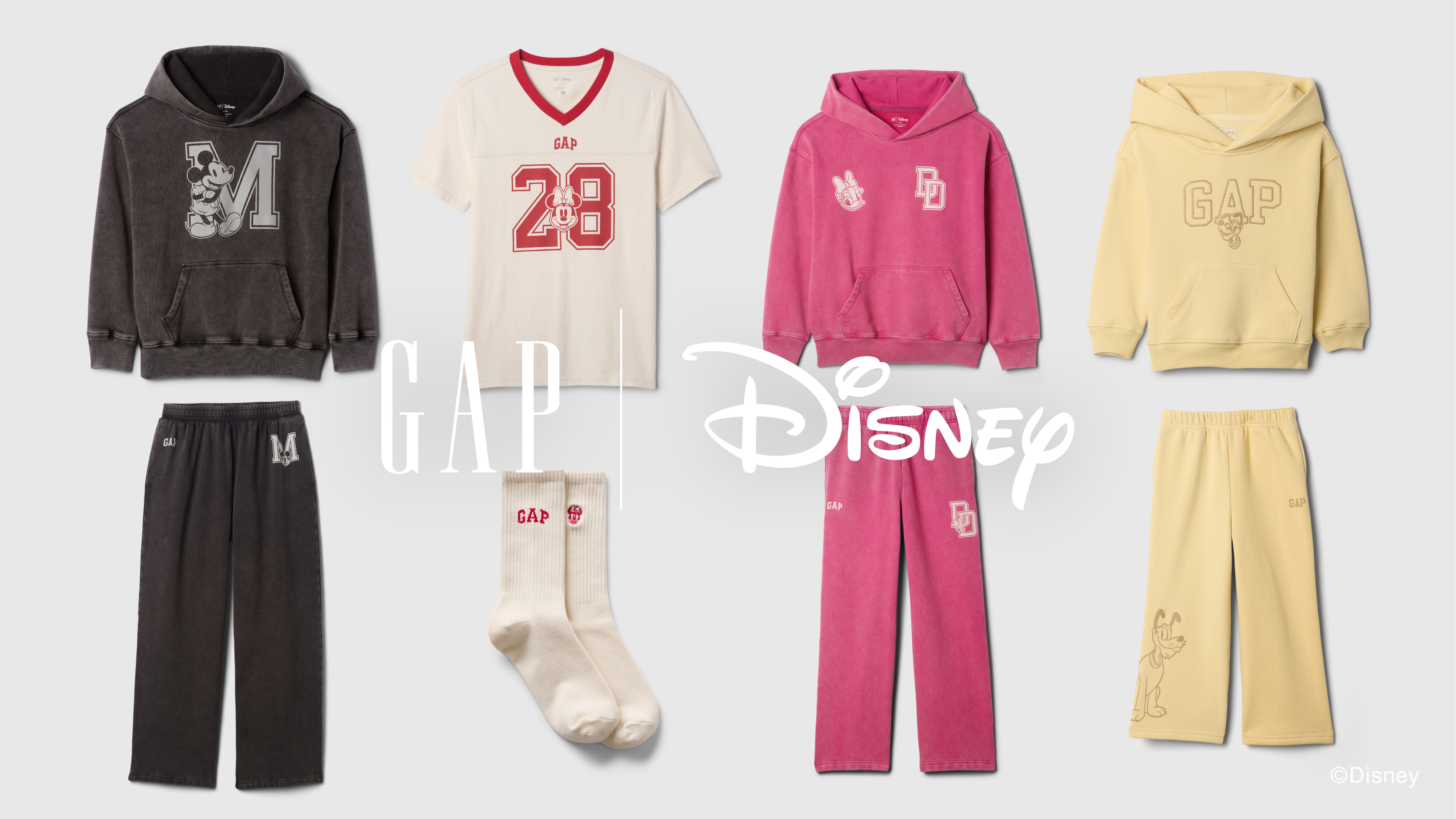 Disney - ディズニーチャンピオンGAP コラボペアセット Gapとミッキー＆ミニーのコラボコレクションが8月23日に発売