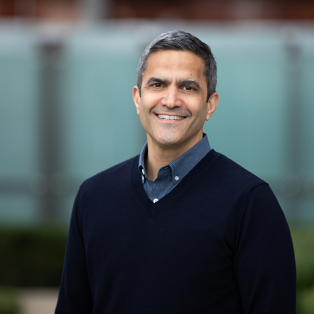 Mark Breitbard's Headshot